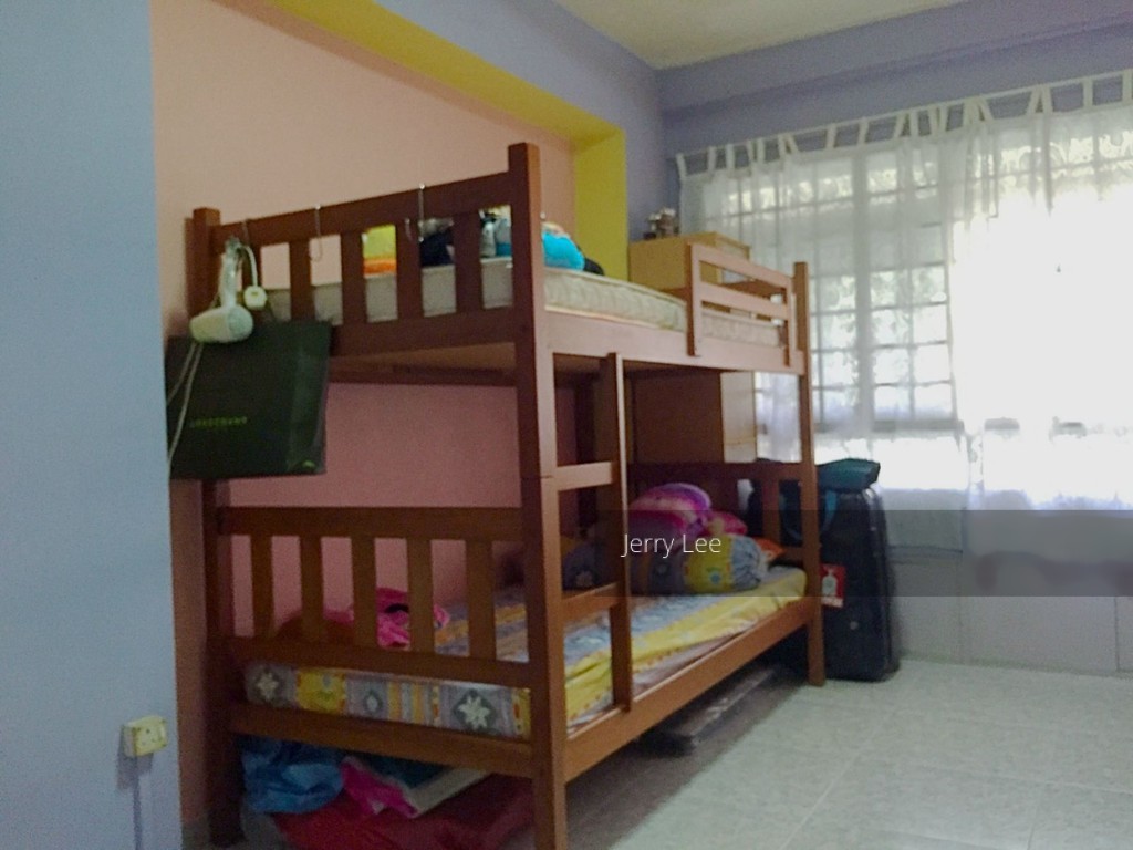 Blk 212 Pasir Ris Street 21 (Pasir Ris), HDB 5 Rooms #123973182